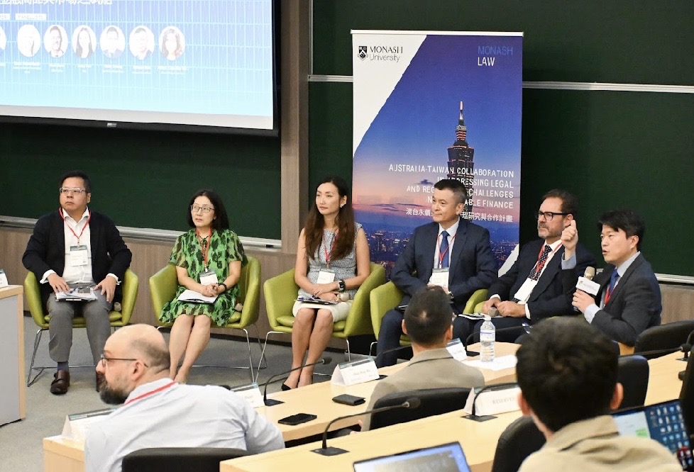Panel Discussion (1)